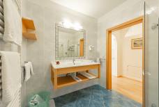 Landhaus Fux - Badezimmer Ferienwohnung